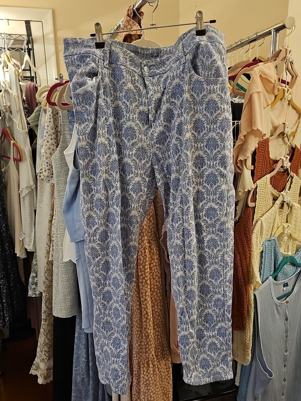 Chico's Blue and White Damask Straight-Leg Pants